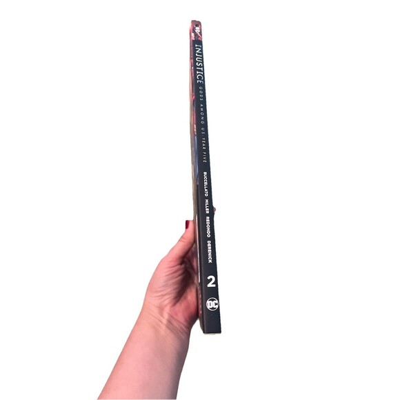 Injustice: Gods Among Us: Year Five Vol. 2 by Brian Buccellato: New - Picture 3 of 3